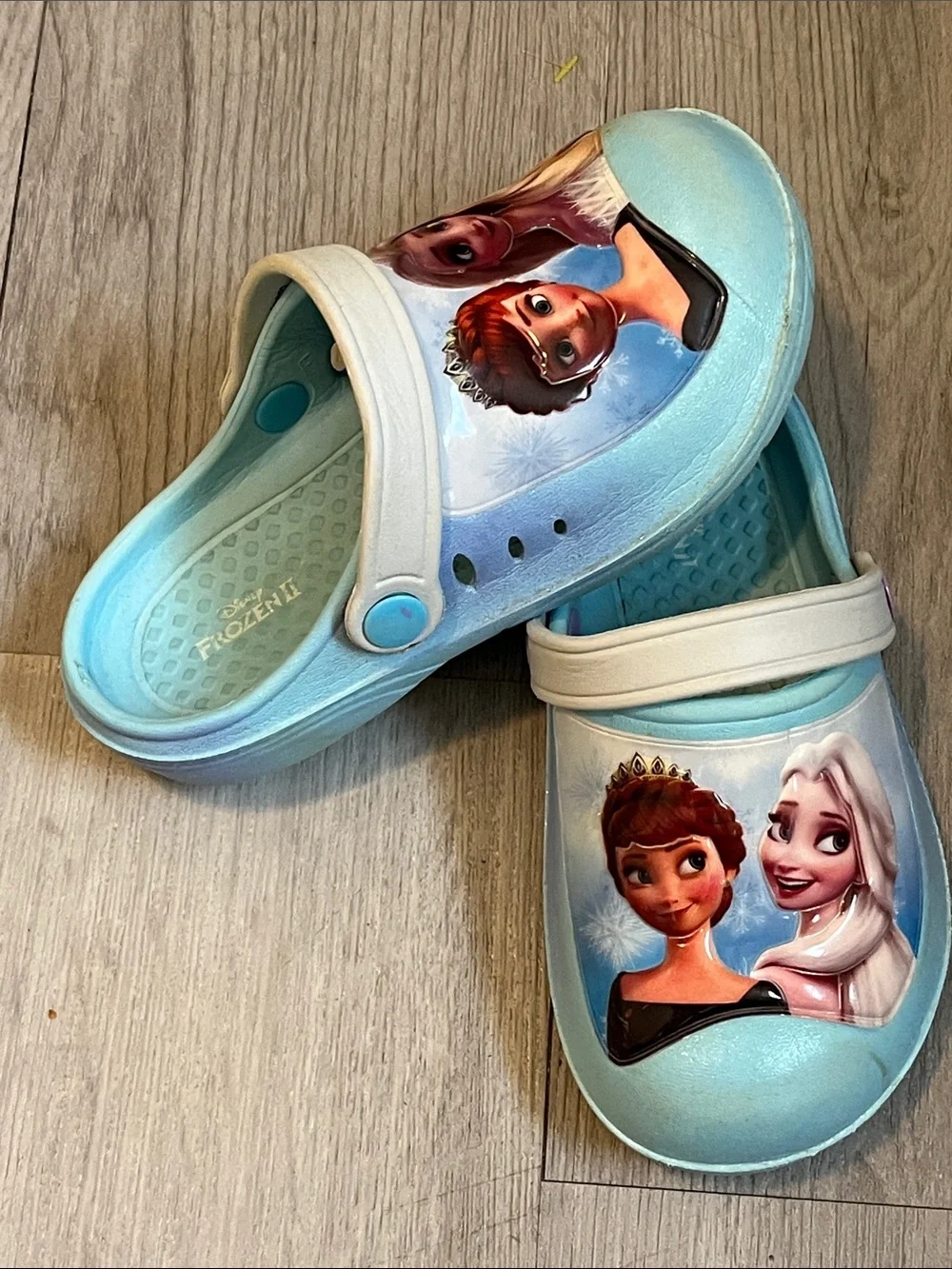 Kids Blue Frozen-Themed Slip-On Clogs with Heel Strap